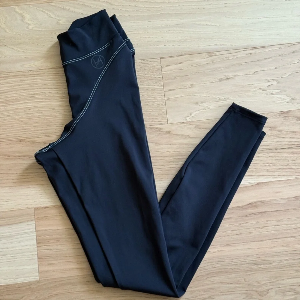 High-Rise Black Women's Performance Leggings